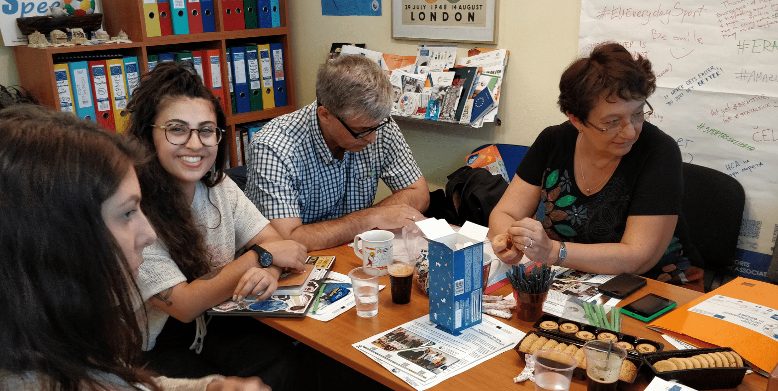 ACADEMY OF YOUTH WORKERS Reunidos en Sofía para asentar las bases en